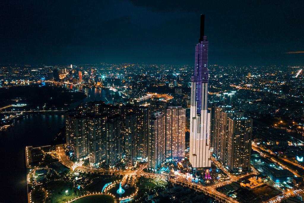 Vinhomes Central Park Nguyễn Hữu Cảnh, thành phố xanh thu nhỏ, không gian sống trong lành, dịch vụ tiêu chuẩn 5 sao, hệ tiện ích vượt trội Tổng quan dự án Vinhomes Central Park Nguyễn Hữu Cảnh