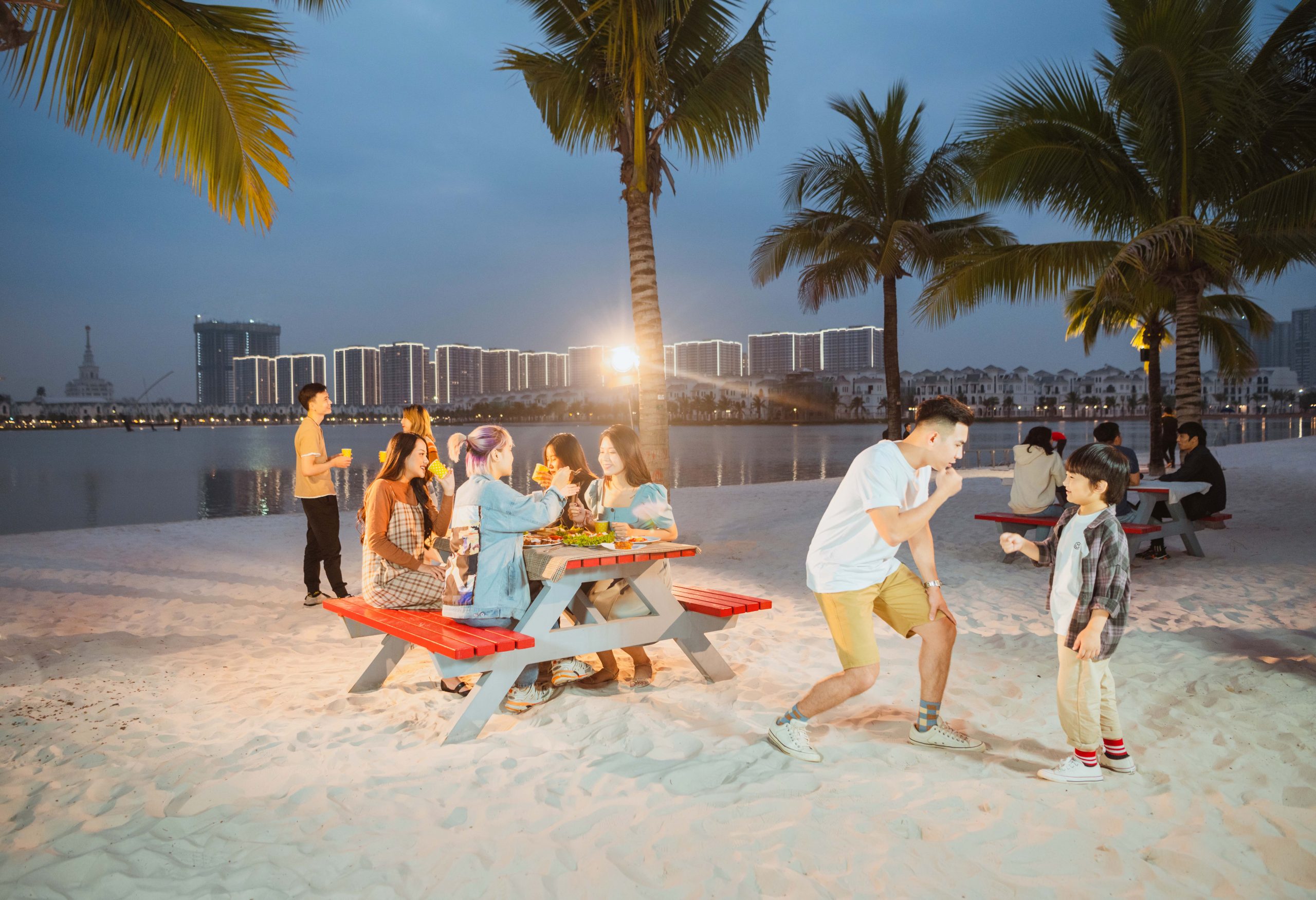 Xu hướng “second home”, Vinhomes Ocean Park, Vị trí nghỉ dưỡng hoàn hảo, Tiện ích đẳng cấp xứng tầm, Tiềm năng đầu tư sinh lời, “Second home” - Xu hướng mới trên thị trường bất động sản Việt Nam