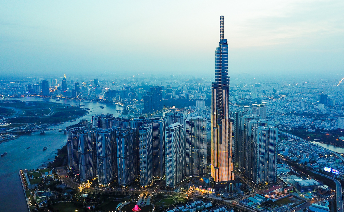 Review Vinhomes Central Park, tiện ích cao cấp, công viên Landmark 81 nổi tiếng, dịch vụ xa hoa cho giới thượng lưu, bến du thuyền sang trọng Review Vinhomes Central Park - khu đô thị đáng sống bậc nhất Sài Gòn